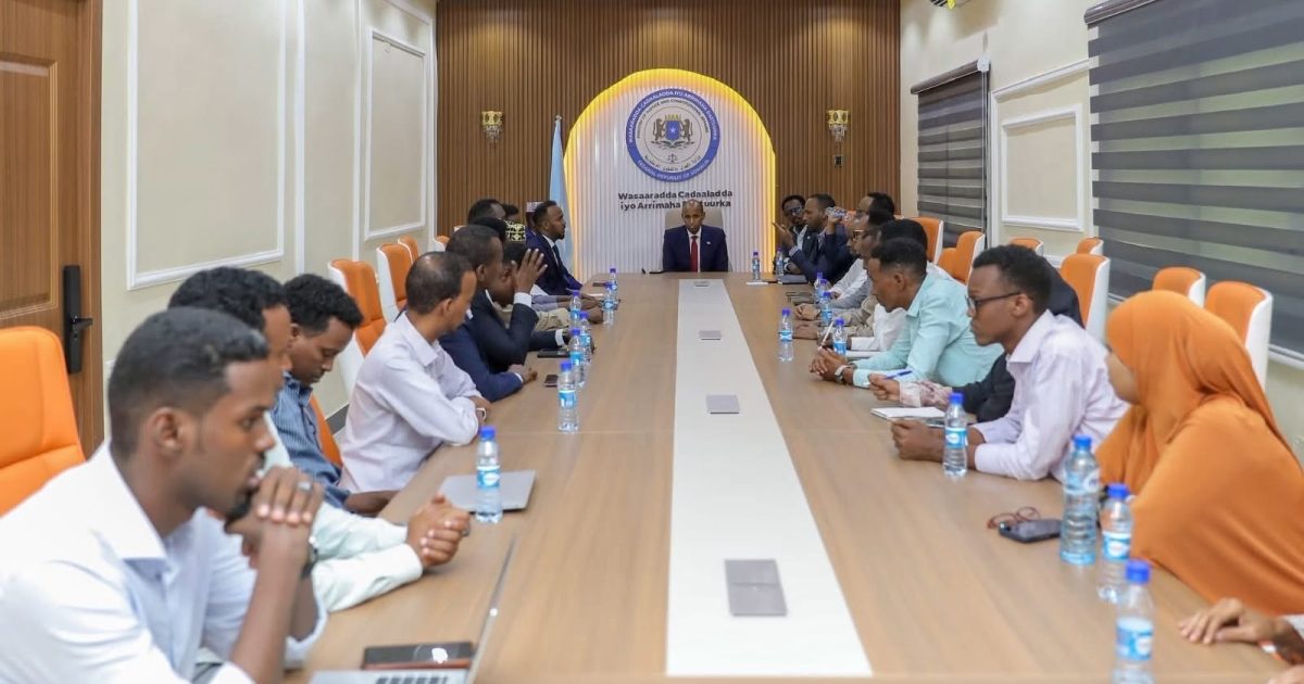 Wasaaradda Cadaaladda oo soo dhaweysay Nootaayooyin lagu magacaabay xeer madaxweyne