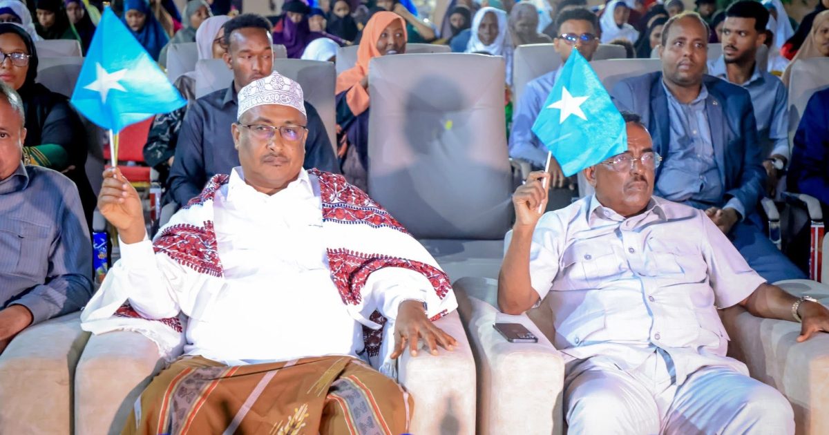 Wasiirka Arrimaha Gudaha XFS oo ka qayb galay kulan dadweyne oo lagu qabtay Xarunta Degmada Shingaani