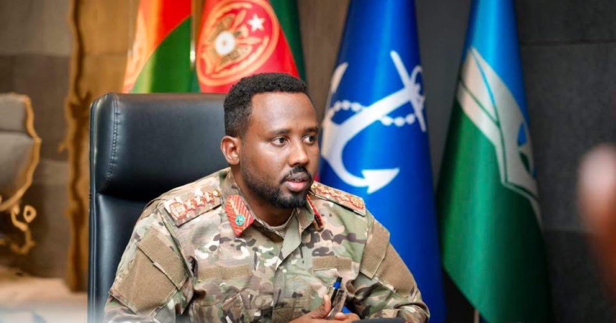 Taliyaha Ciidanka XDS oo shir-guddoomiyay shirka Guddiga Sare ee Istaraatijiyadda Ciidanka XDS