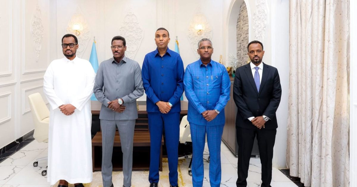 Ra’iisul Wasaare Xamse oo soo gabagabeeyay safarkiisii shaqo ee Dhuusamareeb