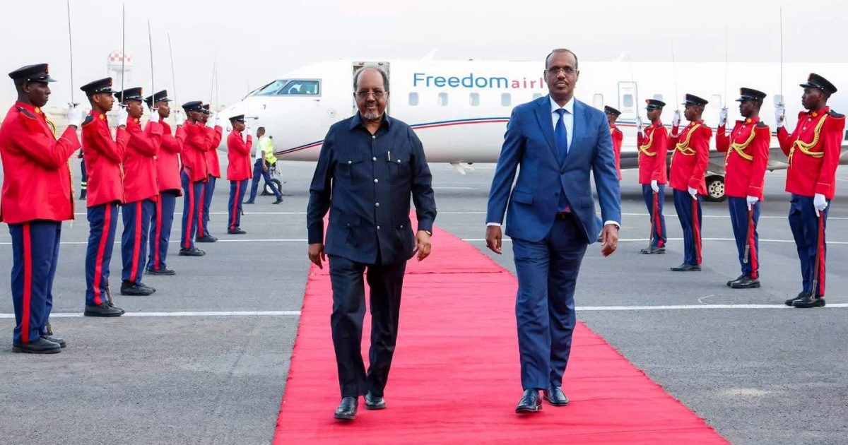Madaxweyne Xasan Sheekh oo Jabuuti kaga qayb galaya munaasabadda 27-ka JUN