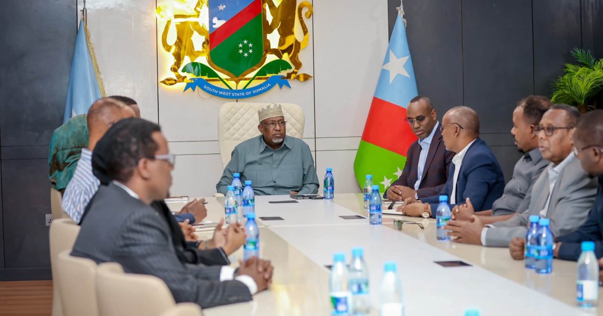 Hoggaamiyaha K/Galbeed oo kulan la qaatay Guddiga Qabanqaabada xafladda Caleema-saarka