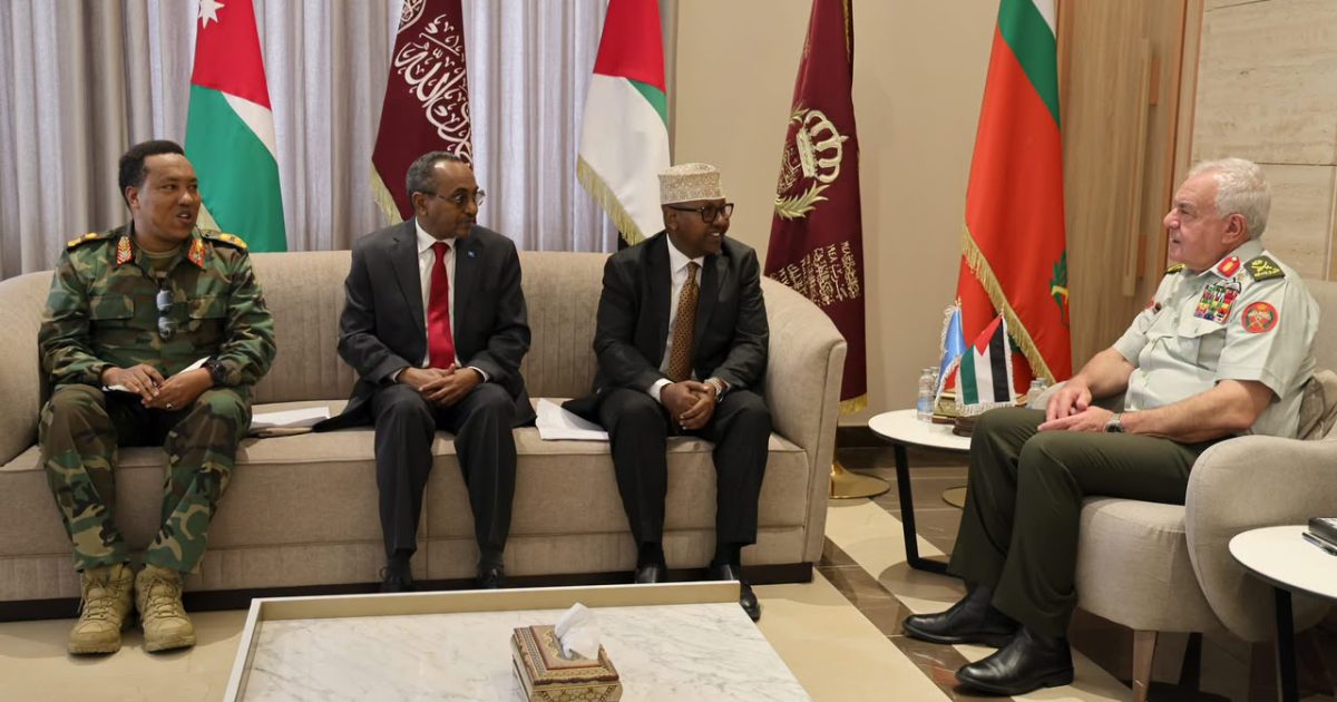 Wasiirka Gaashaandhigga XFS oo la kulmay Taliyaha Ciidanka Qalabka Sida ee Boqortooyada Urdun