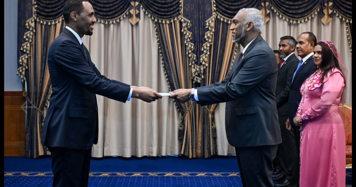 Danjire Cabdullaahi oo laga guddoomay warqadaha aqoonsiga Danjirenino