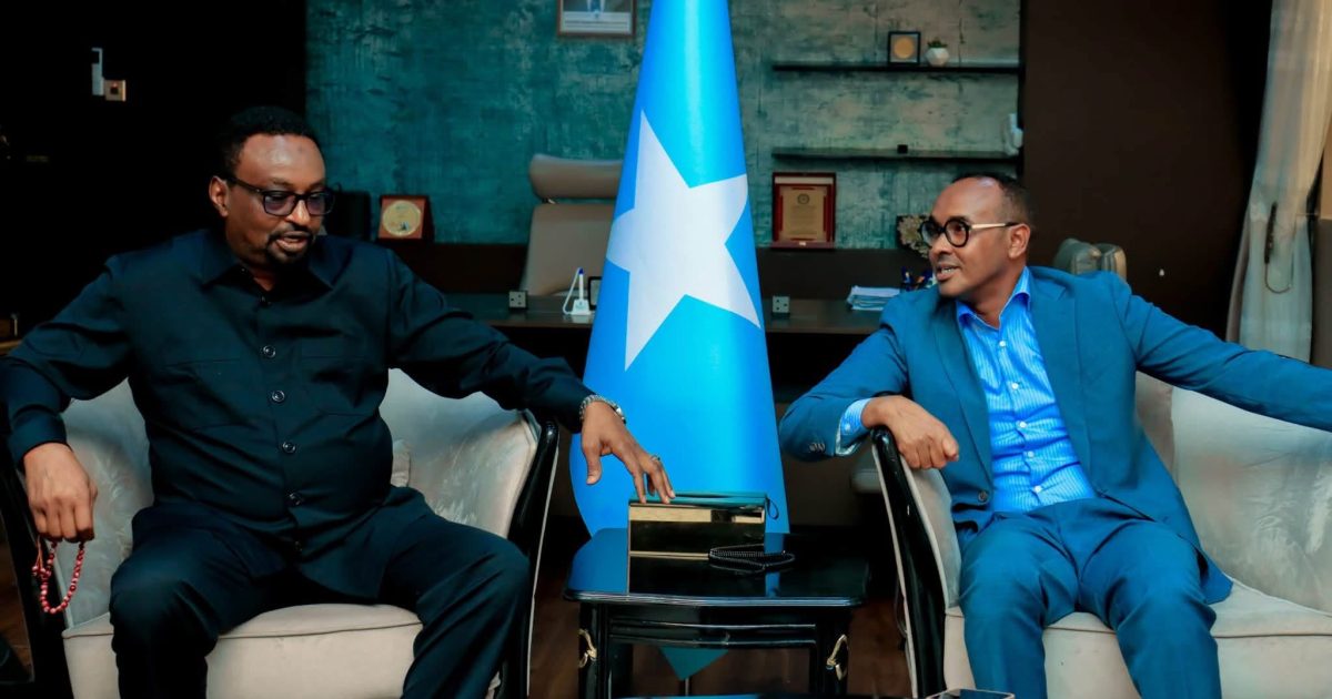Guddoomiyaha SoDMA iyo mas’uuliyiin matalayay Hirshabeelle oo ka wada hadlay xaaladda deegannadii dagaal-beeleedyadu saameeyeen