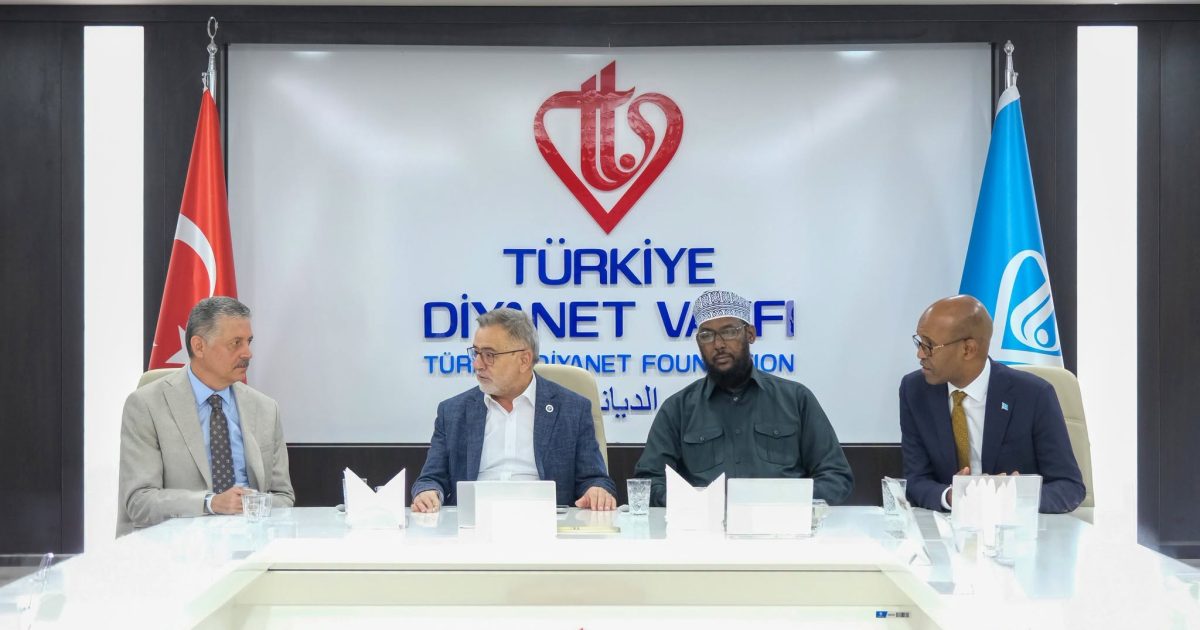Soomaaliya iyo Turkiga oo iska kaashanaya horumarinta arrimaha Awqaafta ee labada dal