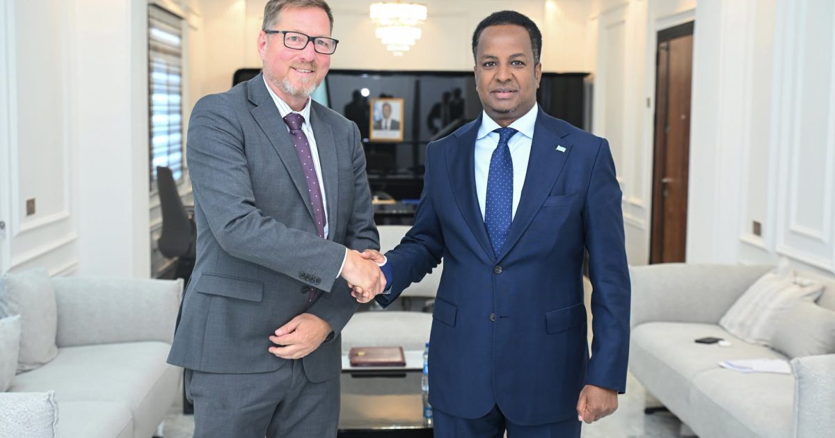 Wasiirka Arrimaha Dibadda oo la kulmay Wakiilka Gaarka ah ee Norway u qaabilsan Soomaaliya