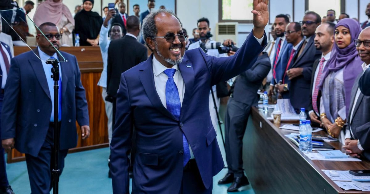 MADAXWEYNE XASAN SHEEKH OO FURAY KALFADHIGA 8-AAD EE BAARLAMAANKA FEDERAALKA SOOMAALIYA