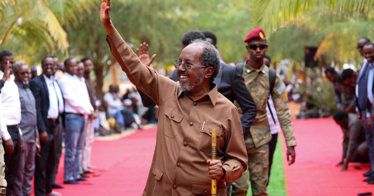 MADAXWEYNE XASAN SHEEKH “FARRIINTA SAFARKEYGU WAXA AY AHAYD NABAD IYO MIDNIMO”