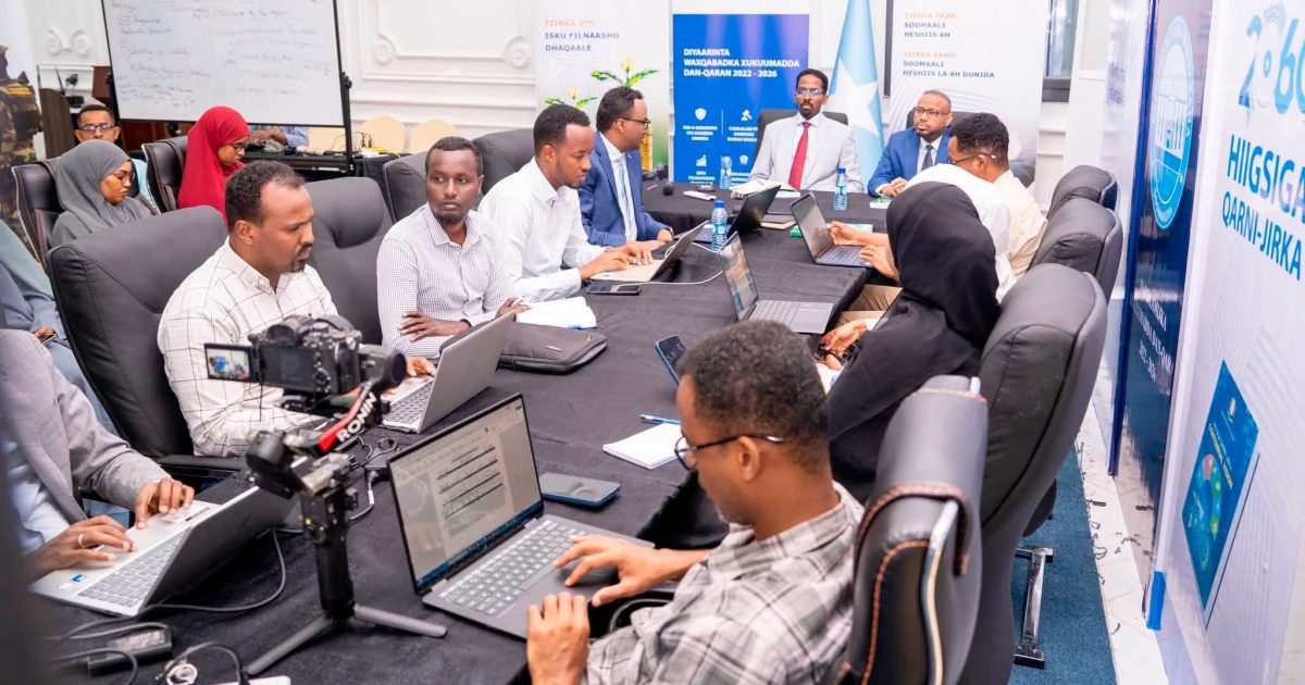 Wasaaradda Arrimaha Dibadda oo Ka Qaybqaadanaysa diyaarinta Warbixinta Waxqabadka Qaranka