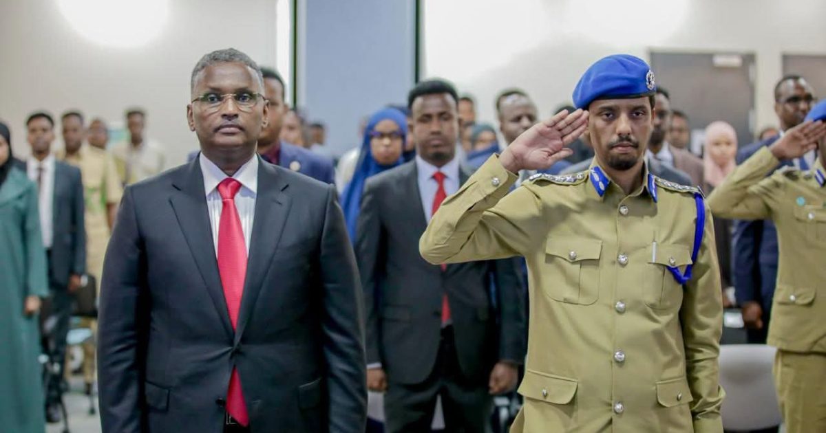 Tababar heer sare ah oo la xiriira baarista dambiyada oo lagu qabtay Muqdisho