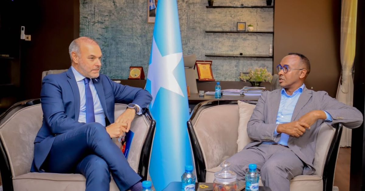 Guddoomiyaha SoDMA oo xafiiskiisa ku qaabilay Wakiilka cusub ee UNDP Soomaaliya