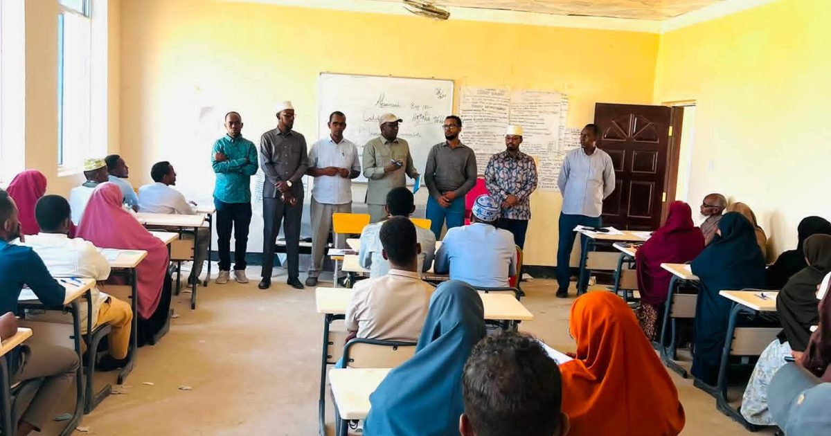 Agaasimaha Guud ee Wasaaradda Waxbarashada oo kormeeray Xarunta Machadka Tababarrada Beladweyne