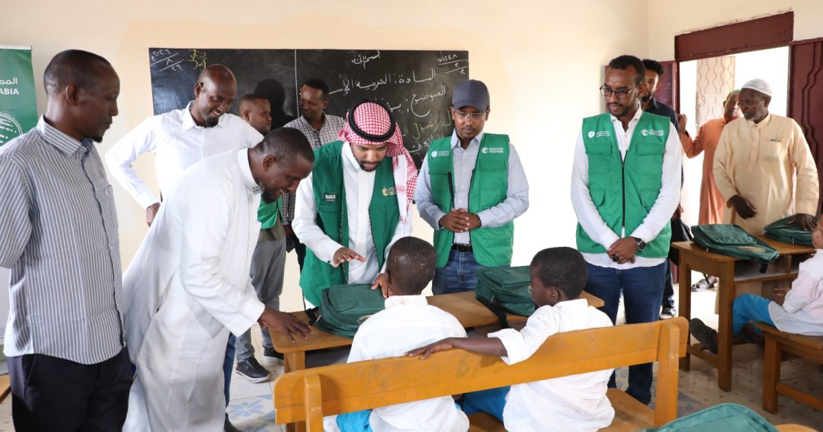 Agaasimaha Laanta Afrika ee Xarunta Boqor Salmaan oo booqday Xarunta Daryeelka Agoonta ee Ummu Badr